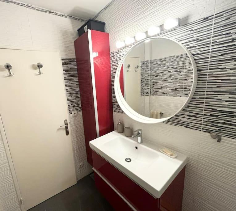 Appartement Confort Avec Balcon - Champigny المظهر الخارجي الصورة