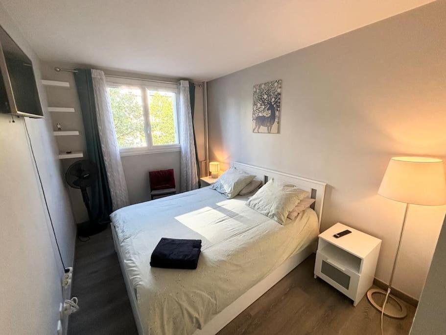 Appartement Confort Avec Balcon - Champigny المظهر الخارجي الصورة