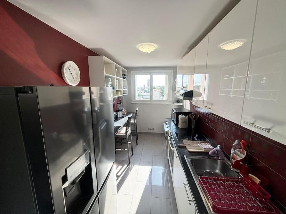 Appartement Confort Avec Balcon - Champigny المظهر الخارجي الصورة
