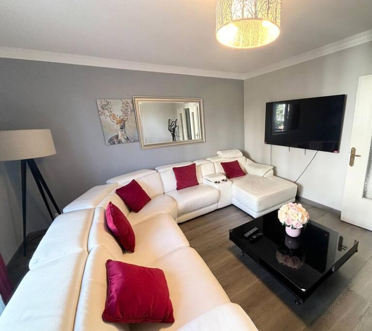 Appartement Confort Avec Balcon - Champigny المظهر الخارجي الصورة